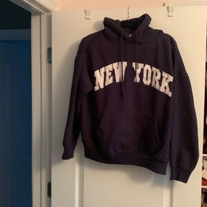 New York sweatshirt